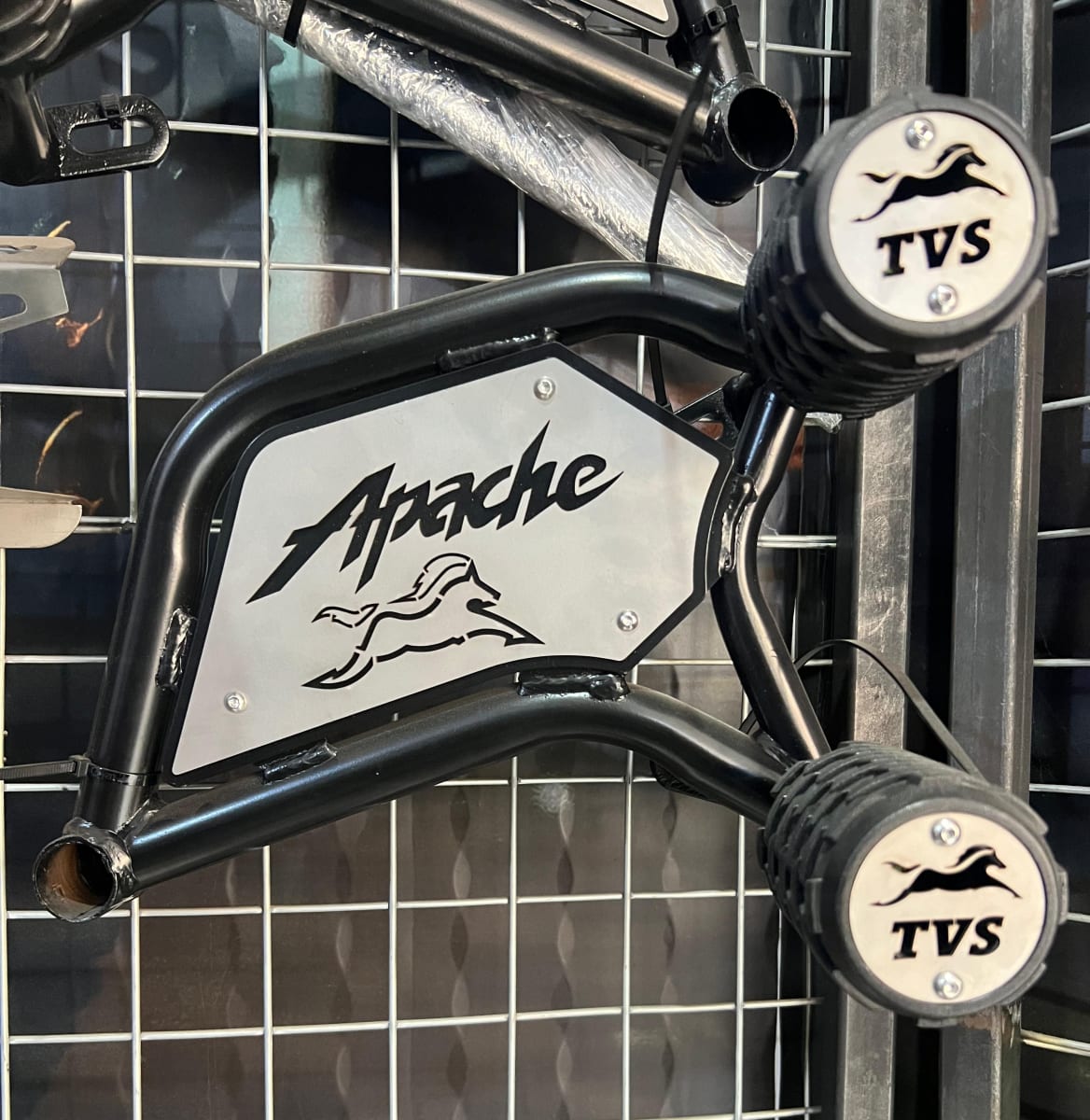 SLIDER DE LUJO TVS APACHE 200 DOBLE TOPE -LM1