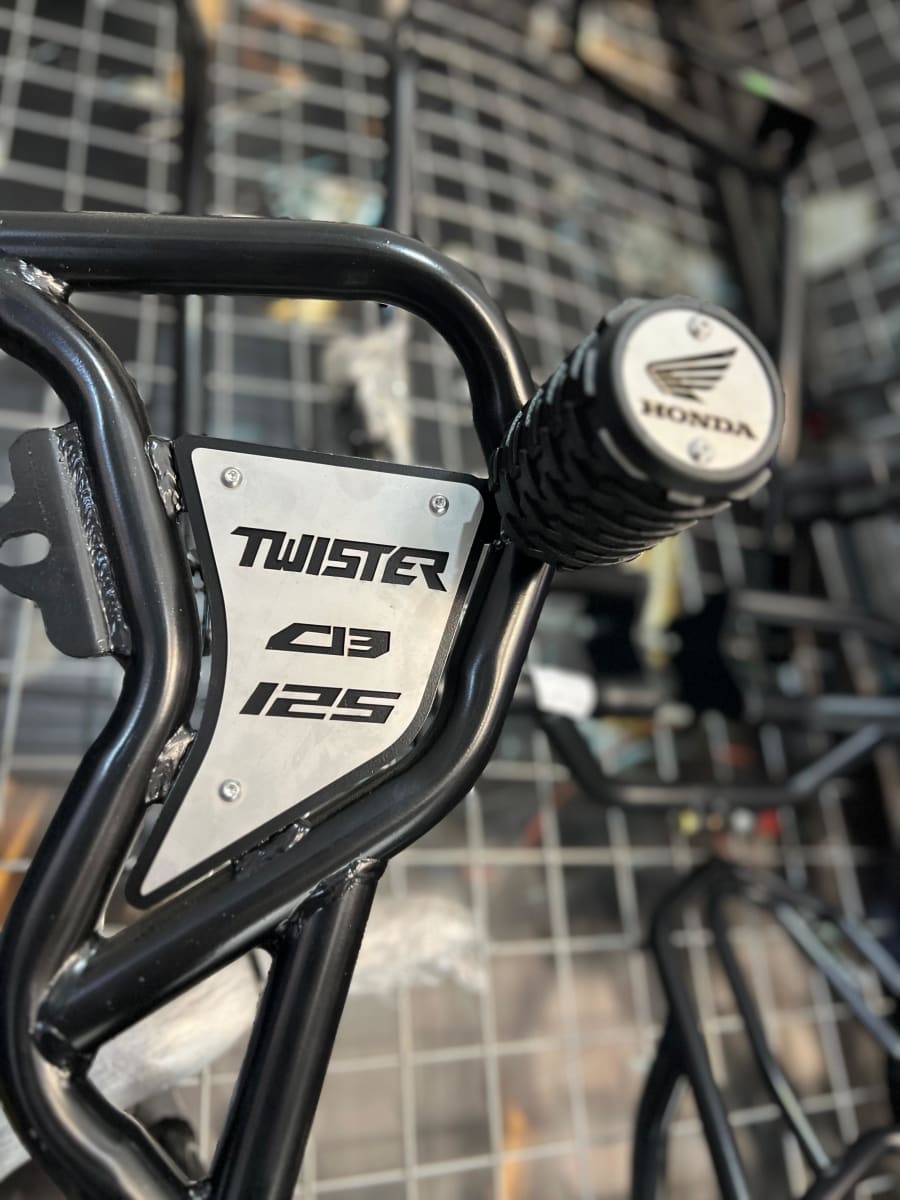 SLIDER DE LUJO HONDA TWISTER125 DOBLE TOPE -LM2