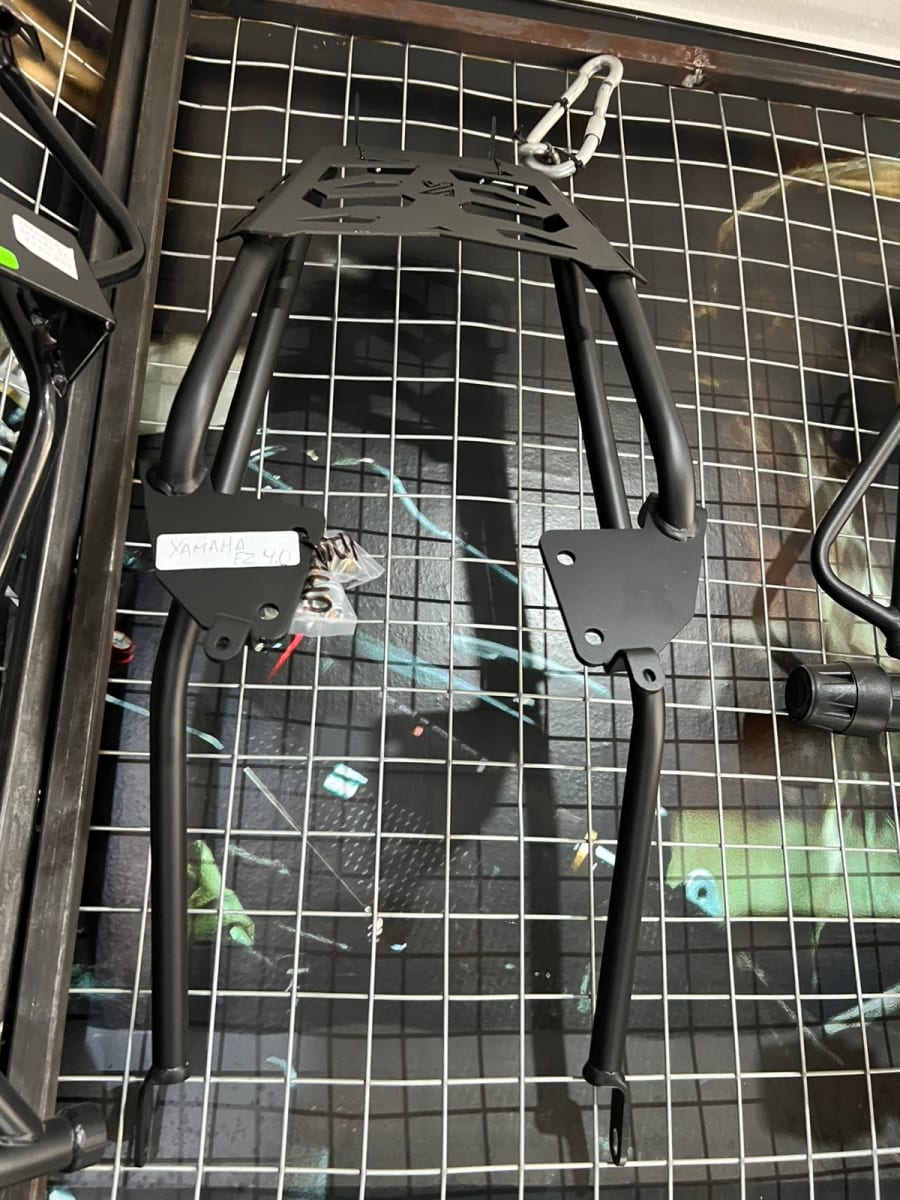 PARRILLA YAMAHA FZ4.0 -KN2