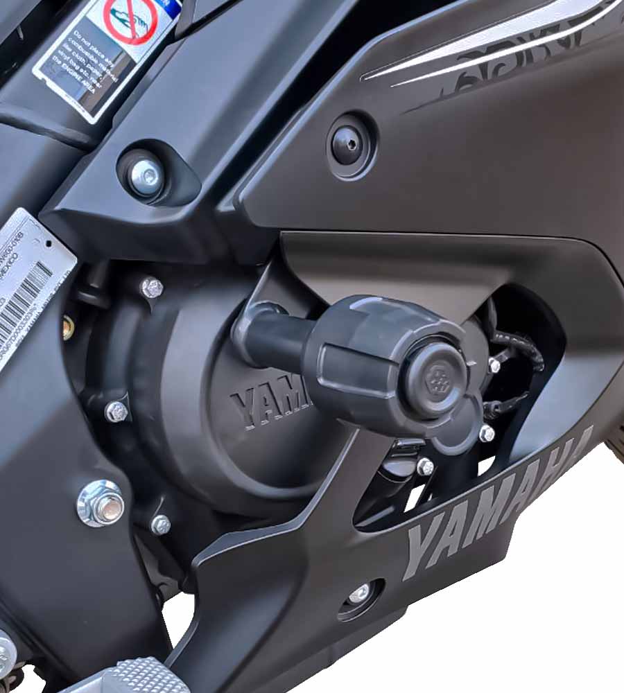 SLIDER YAMAHA R15 V3 - V4 UN TOPE -LP2
