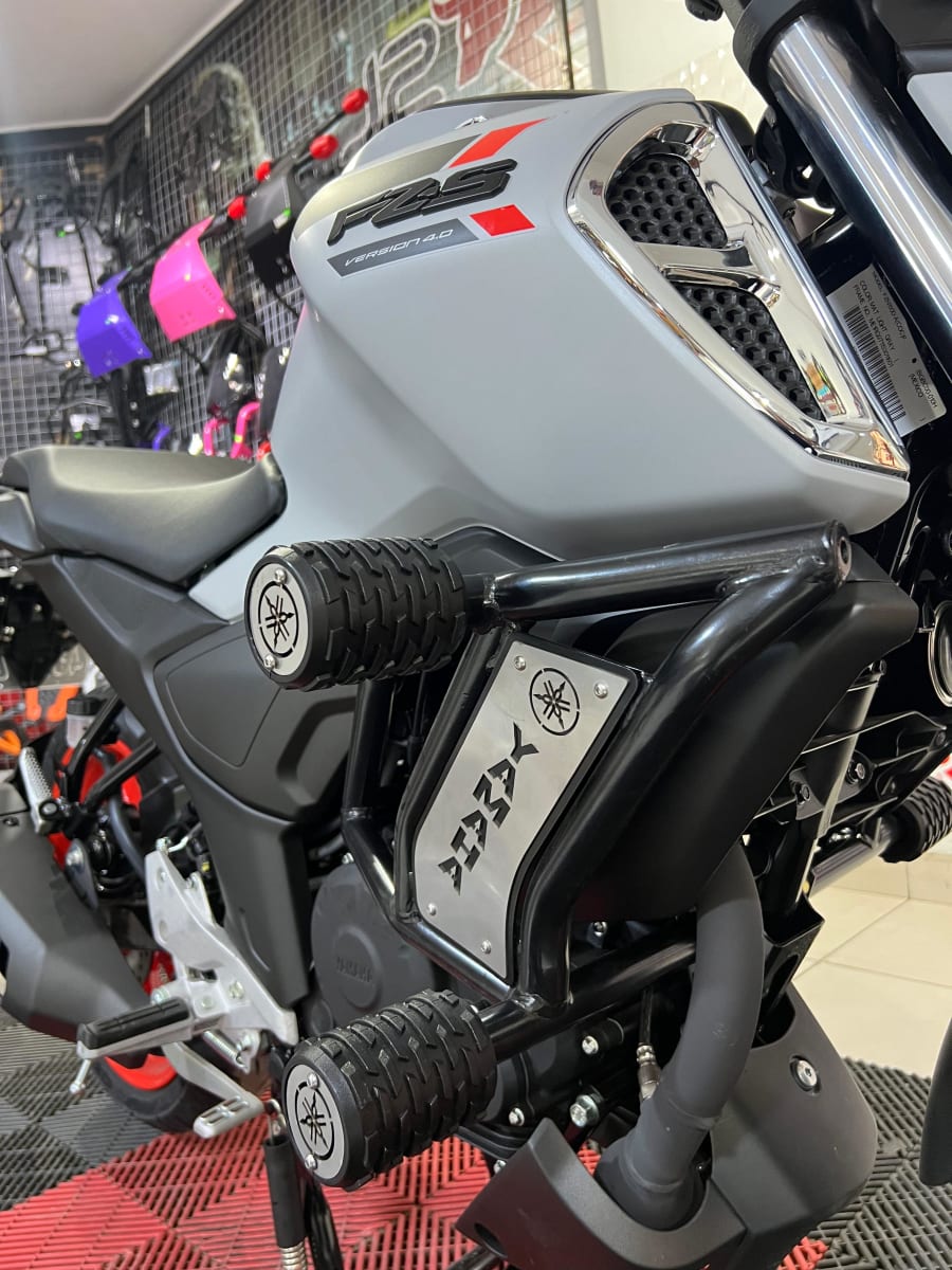 SLIDER DE LUJO YAMAHA FZ3.0 / FZ4.0 M3 -LM3