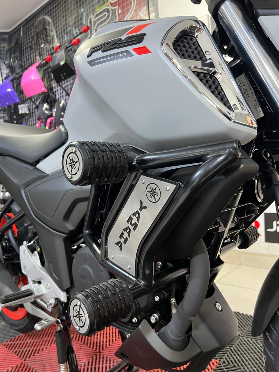 SLIDER DE LUJO YAMAHA FZ3.0 / FZ4.0 M3 -LM4