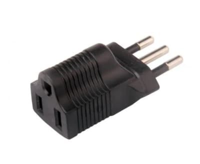 ADAPTADOR ENCHUFE 10A - 220V