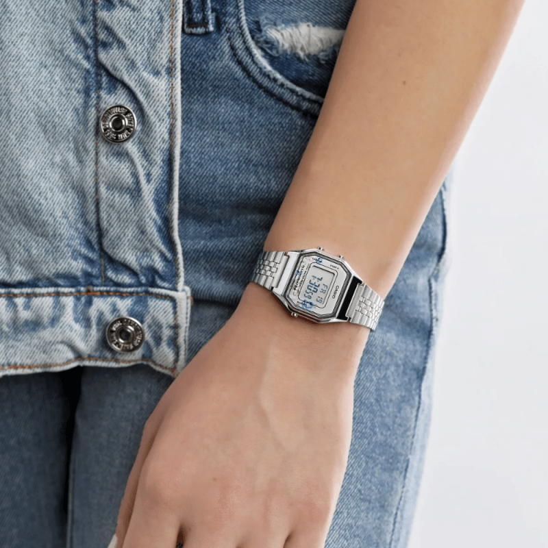 RELOJ CASIO LA680WA-4CDF