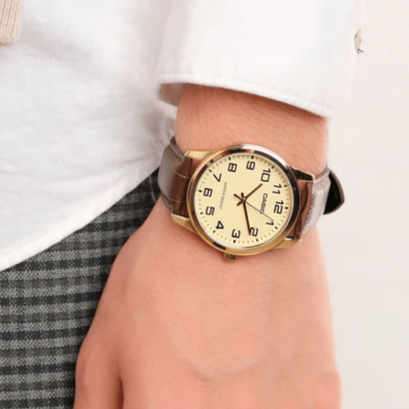 RELOJ CASIO MTP-V001GL-9BUDF DORADO