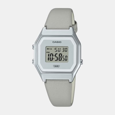 Reloj Casio Vintage LA680WEL-8DF Correa de Cuero Plateado Mujer