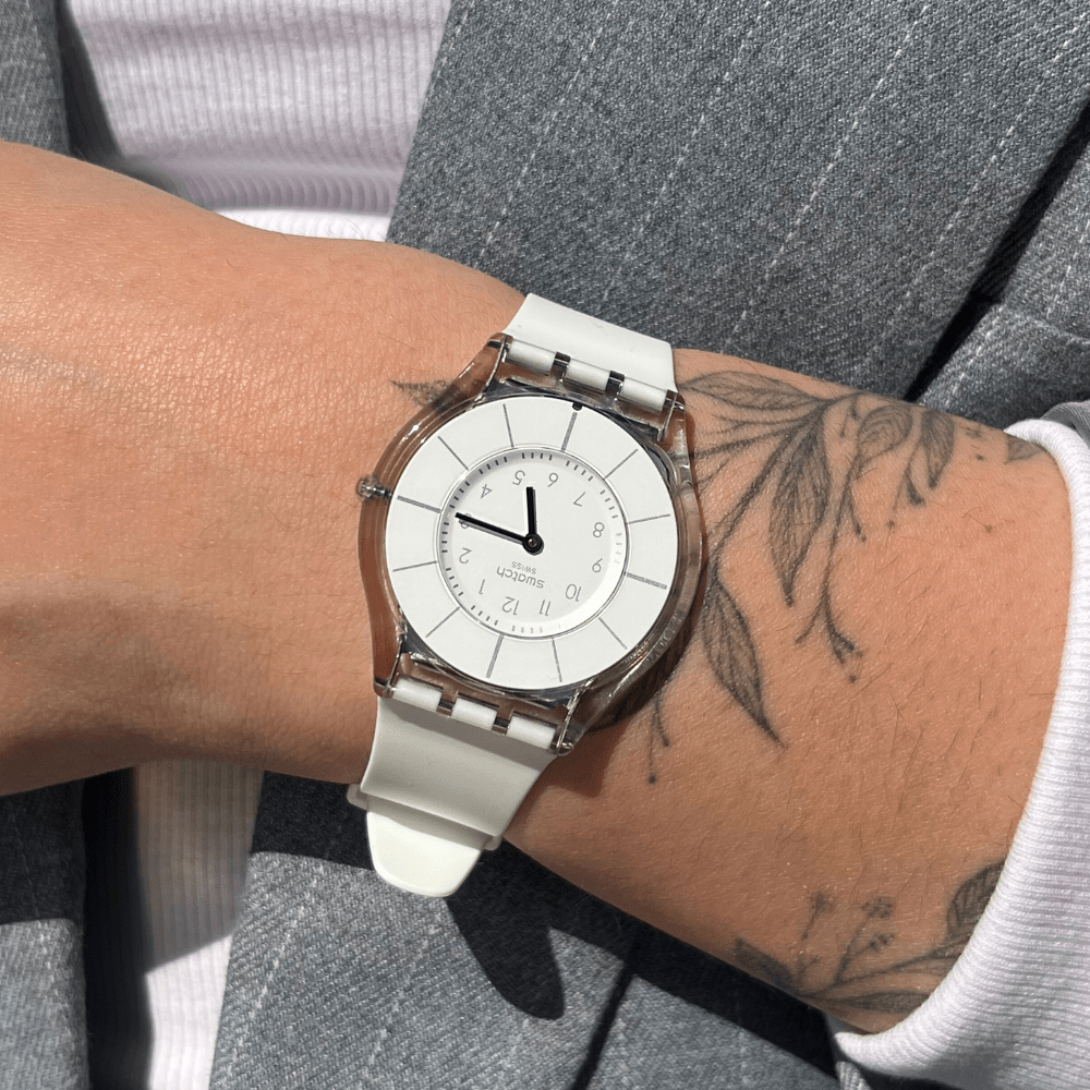 RELOJ SWATCH SS08K102-S14 WHITE CLASSINESS2