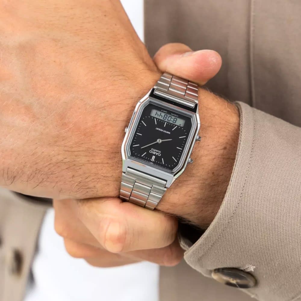 Reloj Casio Vintage AQ-230A-1DMQ Análogo-Digital Acero Plateado Unisex2