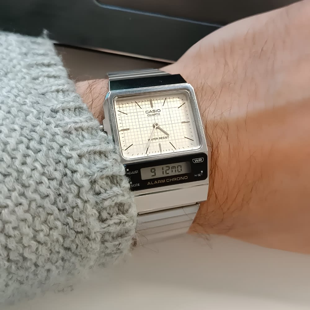 Reloj Casio Vintage AQ-800E-7ADF Análogo-Digital Acero Plateado Unisex3