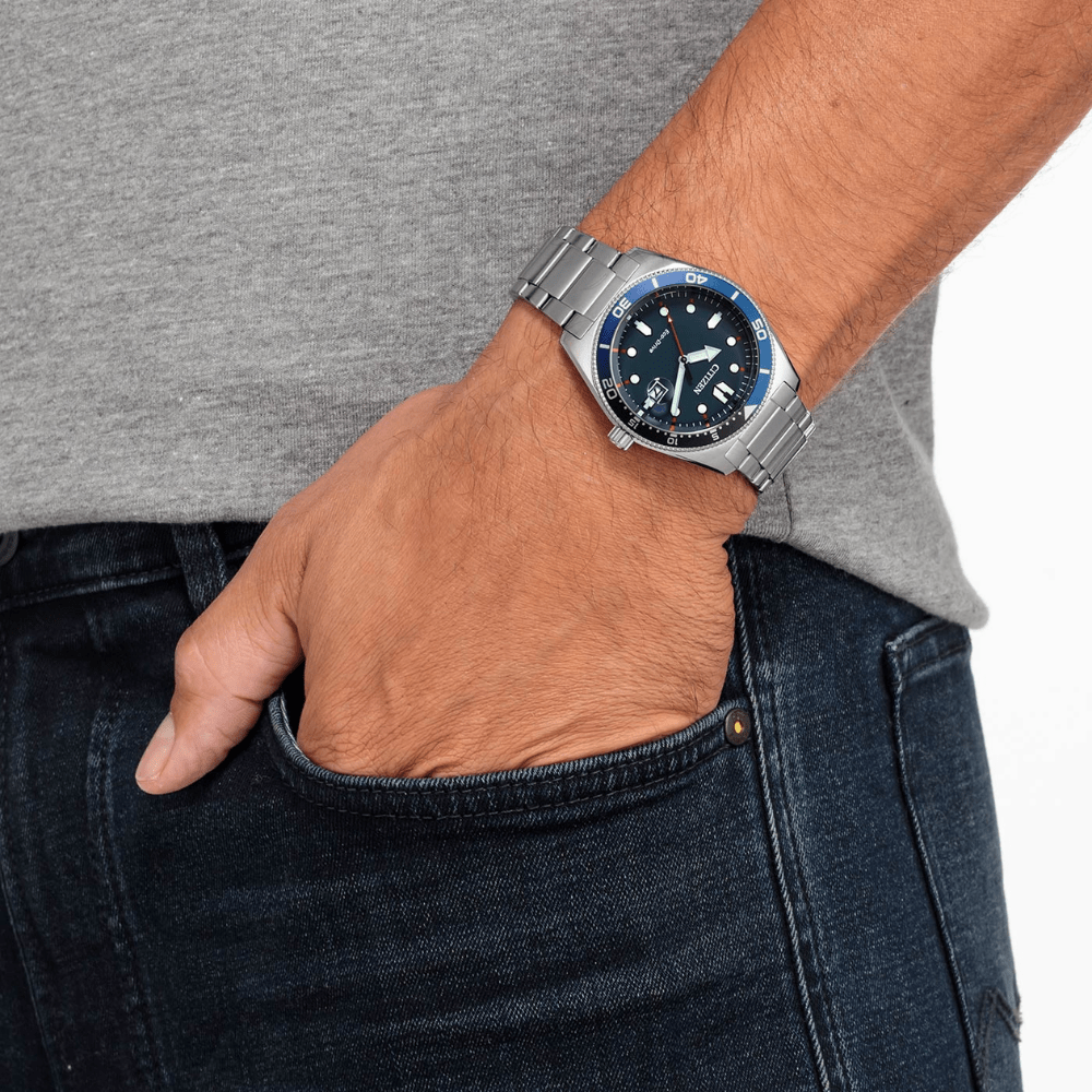 RELOJ CITIZEN AW1761-89L PLATEADO2