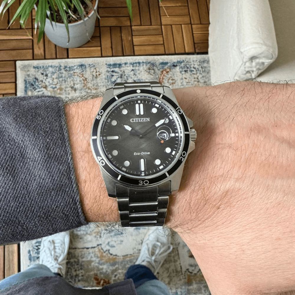 Reloj Citizen Eco-Drive AW1816-89E Plateado Dial Negro Acero Hombre2