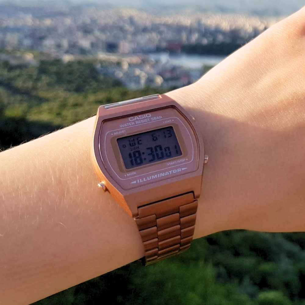 Reloj Casio Vintage B640WC-5ADF Digital Acero Golden Rose Unisex3