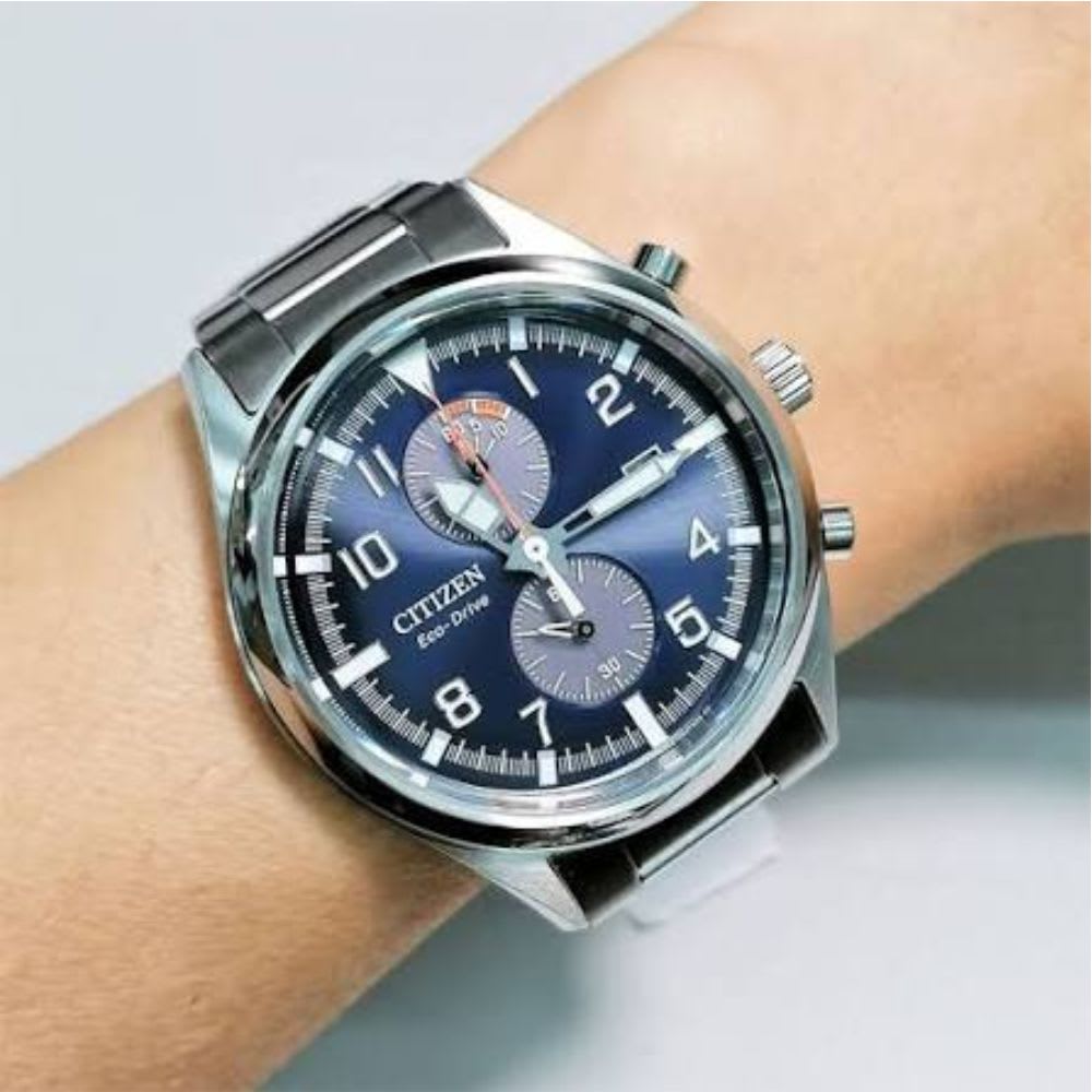 Reloj Citizen Eco-Drive CA7028-81L Plateado Chrono Dial Azul Acero Hombre5