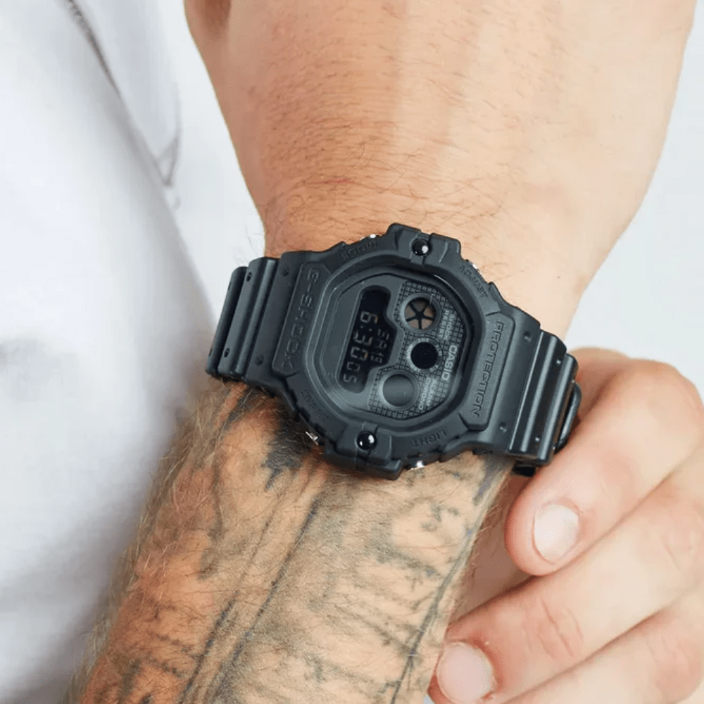 Reloj Casio G-Shock DW-5900UBB-1DR Digital Táctico Negro Black Out Hombre2