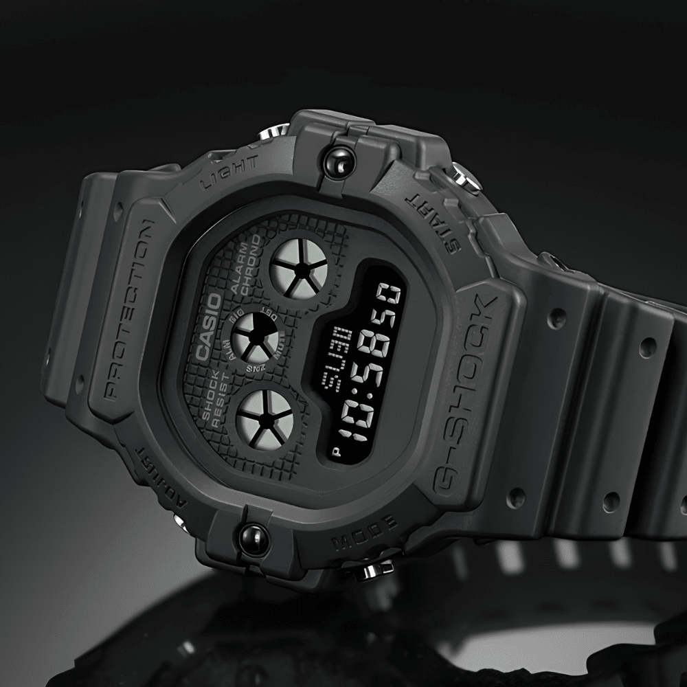 Reloj Casio G-Shock DW-5900UBB-1DR Digital Táctico Negro Black Out Hombre4