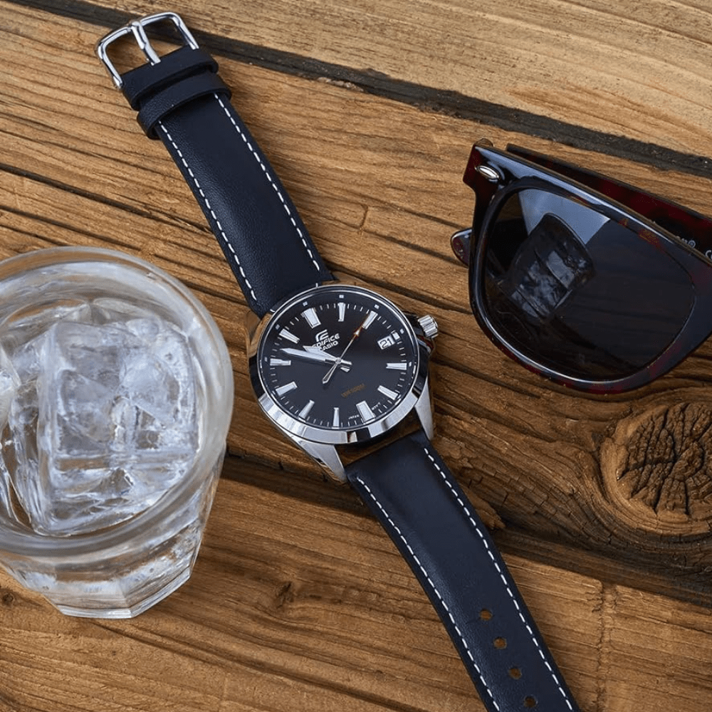 Reloj Casio Edifice EFV-100L-1AVUDF Cuero Dial Negro Análogo Plateado Hombre4