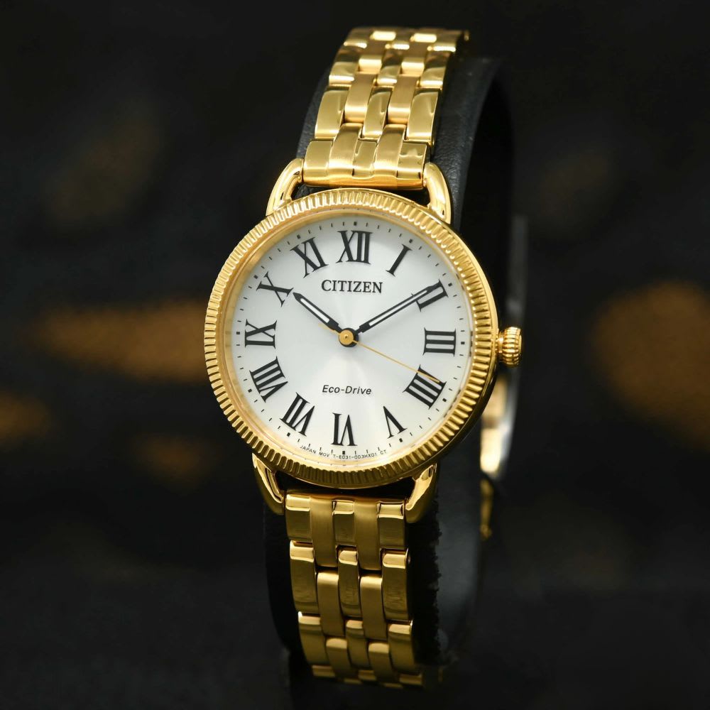 Reloj Citizen Eco-Drive  EM1052-51A Dorado Acero Números Romanos Mujer6