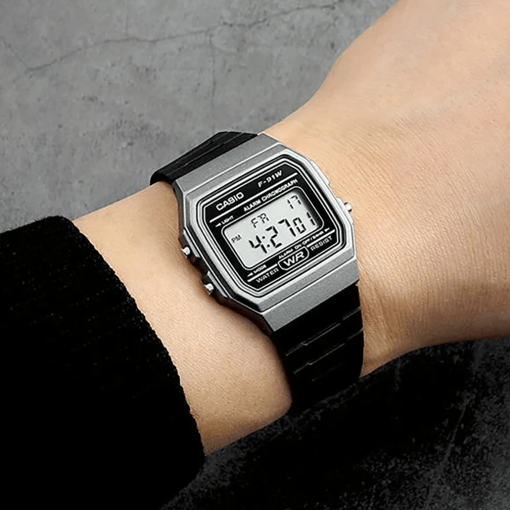 Reloj Casio Vintage F-91WM-1BDF Digital Clásico Gris Plomo Unisex2