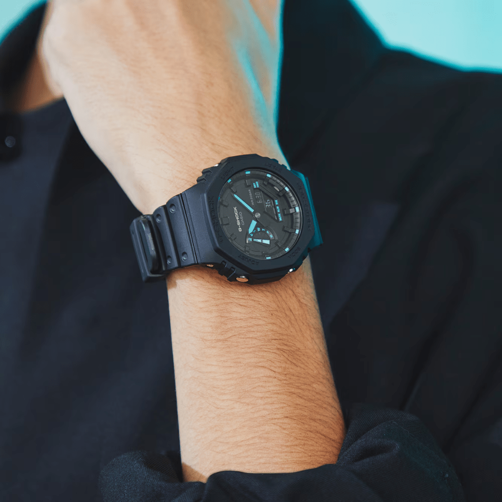Reloj Casio G-Shock GA-2100-1A2DR  Serie Neón Carbón Core Análogo Digital Negro Hombre2