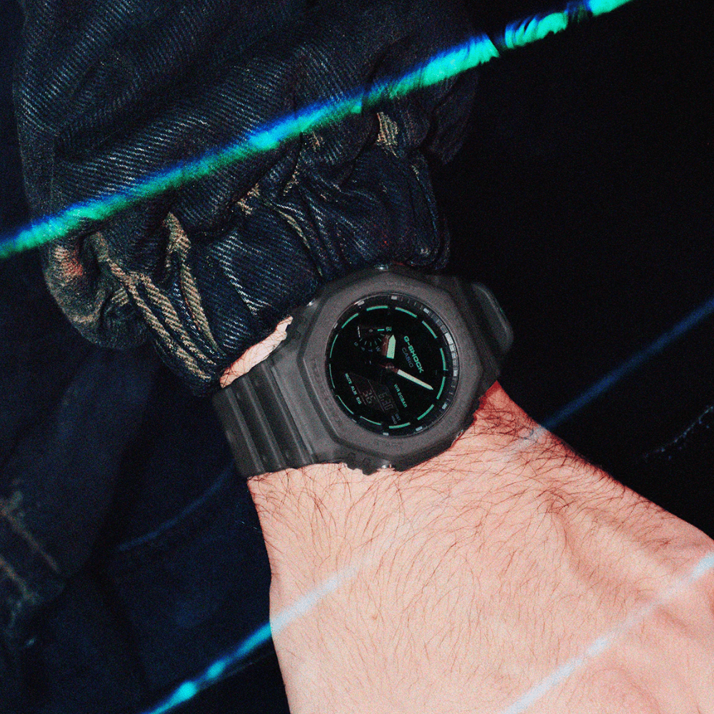 Reloj Casio G-Shock GA-2100K-1ADR Carbon Core Análogo-Digital Gris Traslucido Hombre2