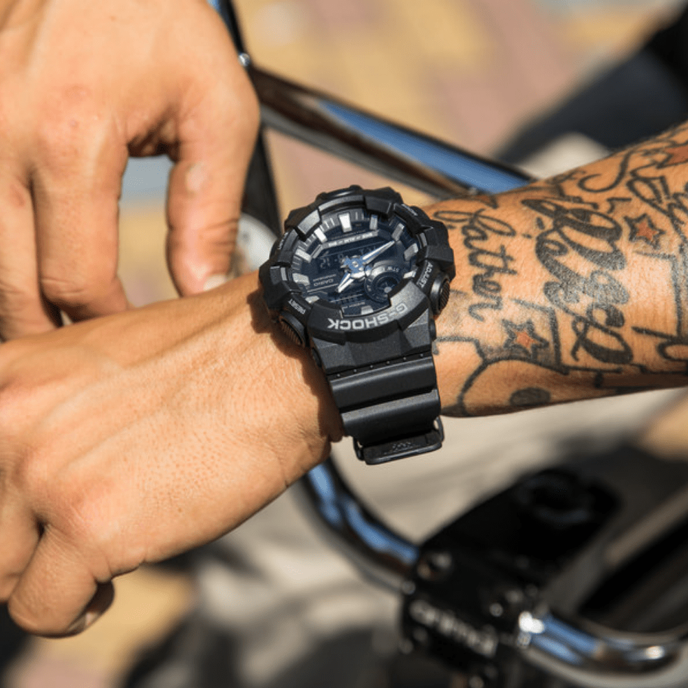 RELOJ G-SHOCK GA-700-1BDR2