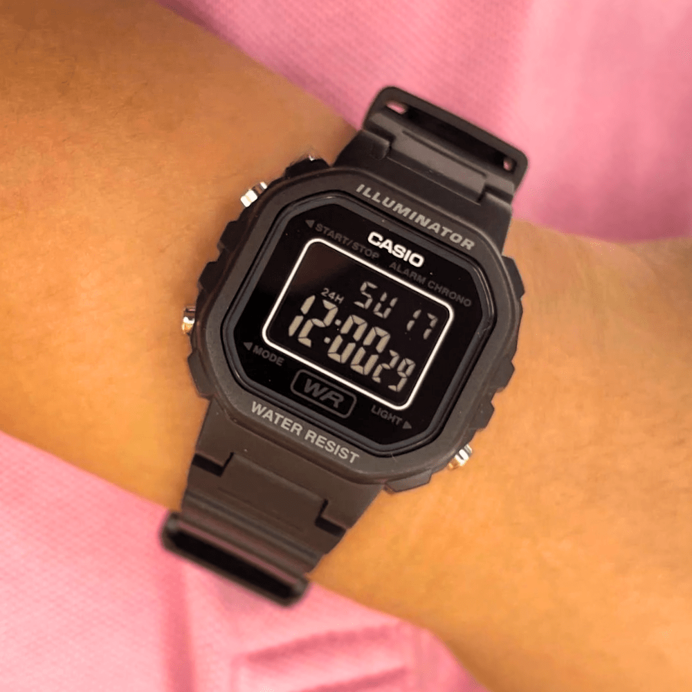 Reloj Casio Youth LA-20WH-1BDF Digital Compacto Resina Negro Unisex2