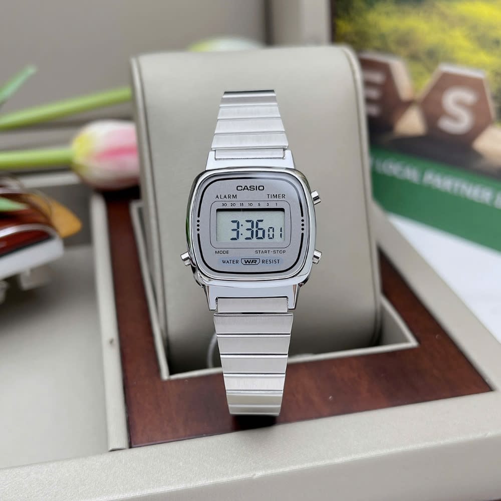 Reloj Casio Vintage LA670WA-7DF Digital Acero Plateado Mujer6