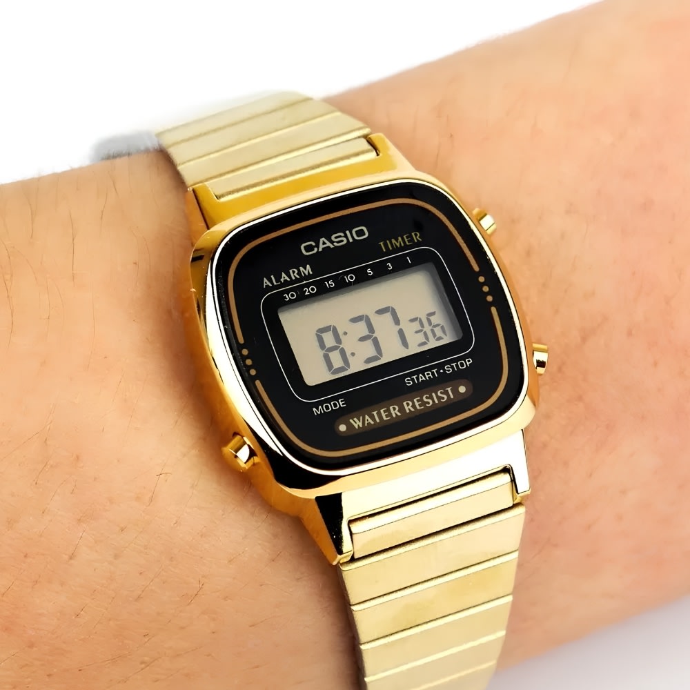 Reloj Casio Vintage LA670WGA-1DF Digital Dorado Mujer5