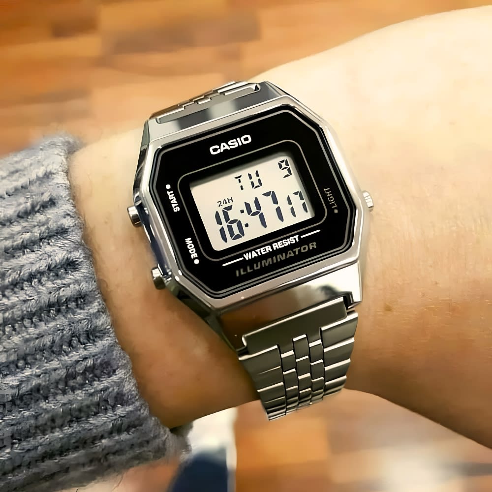 Reloj Casio Vintage LA680WA-1DF Digital Plateado Mujer3