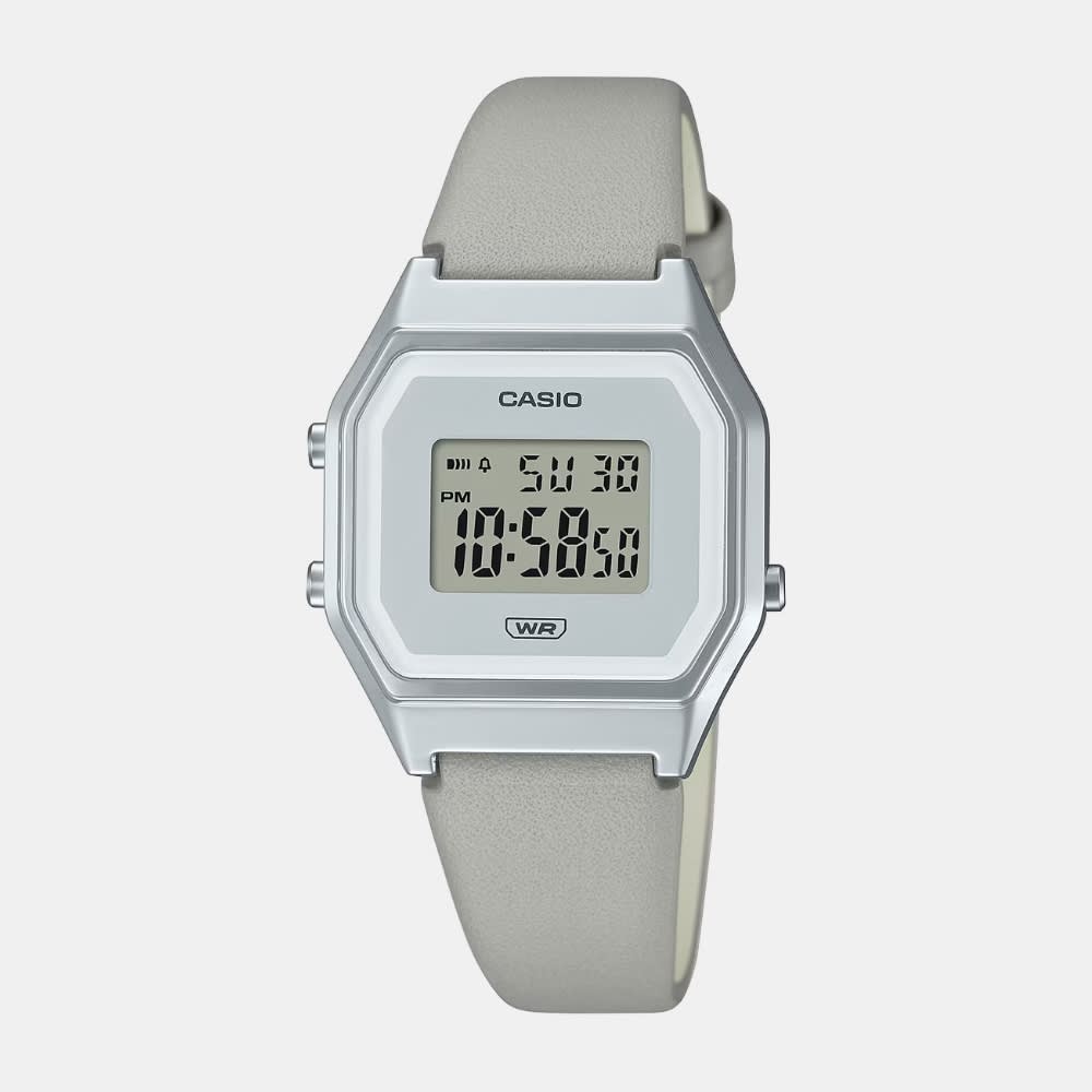 Reloj Casio Vintage LA680WEL-8DF Correa de Cuero Plateado Mujer1