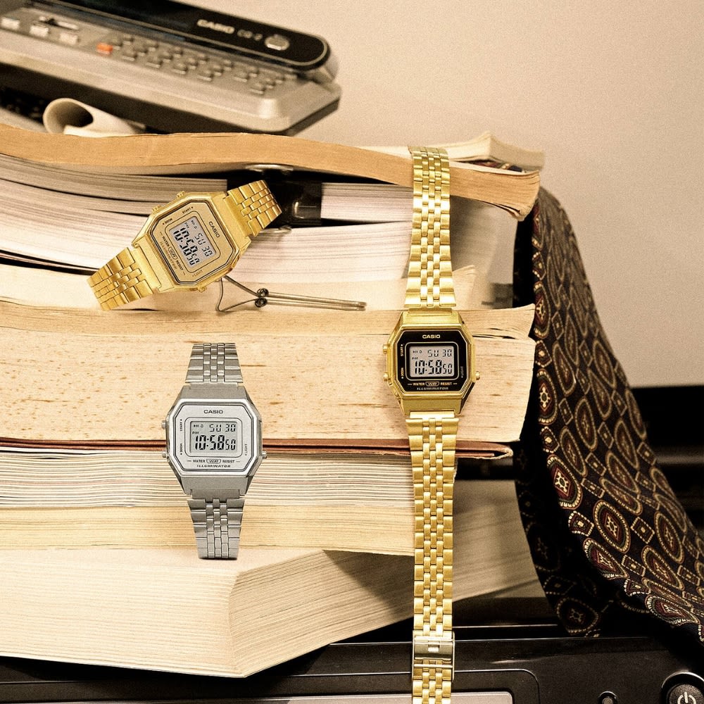 Reloj Casio Vintage LA680WGA-1DF Digital Acero Dorado Mujer4