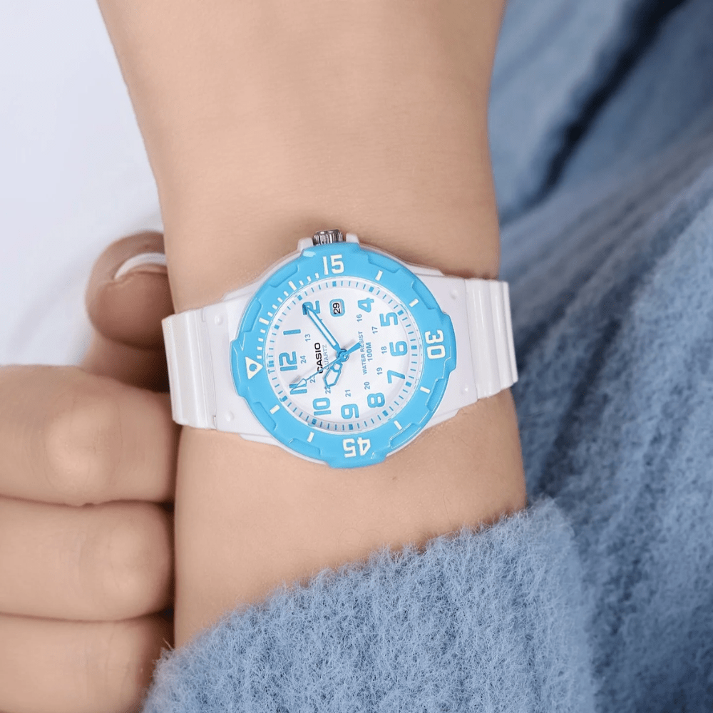 RELOJ CASIO LRW-200H-2BVDF2