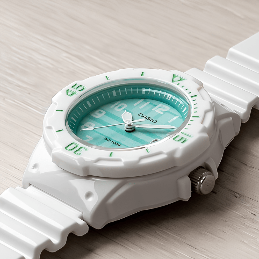 Reloj Casio Youth LRW-200H-3CVDF Analógico Estilo Diver Blanco Verde Mujer7