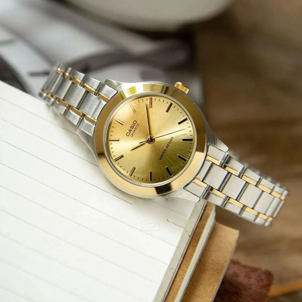 Reloj Casio Clásico LTP-1128G-9ARDF Análogo Bicolor Mujer4