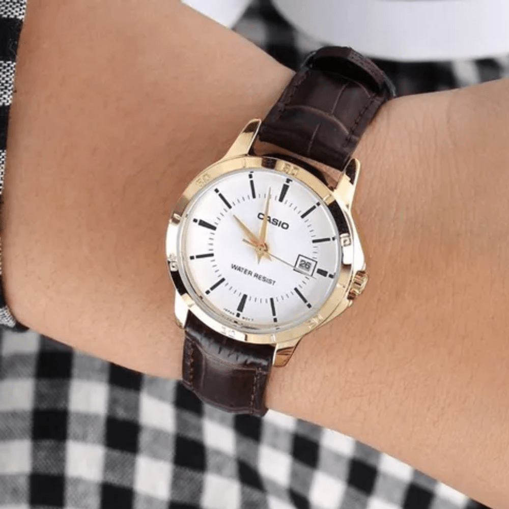 RELOJ CASIO LTP-V004GL-7AUDF DORADO2