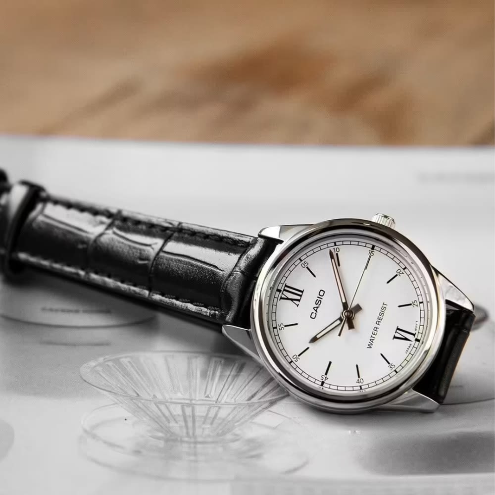 Reloj Casio Clásico LTP-V005L-7B2UDF Análogo Plateado Mujer4