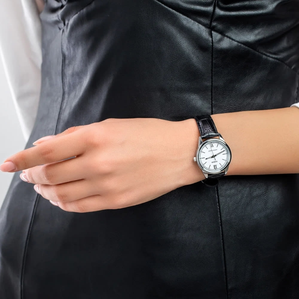 Reloj Casio Clásico LTP-V005L-7B2UDF Análogo Plateado Mujer3