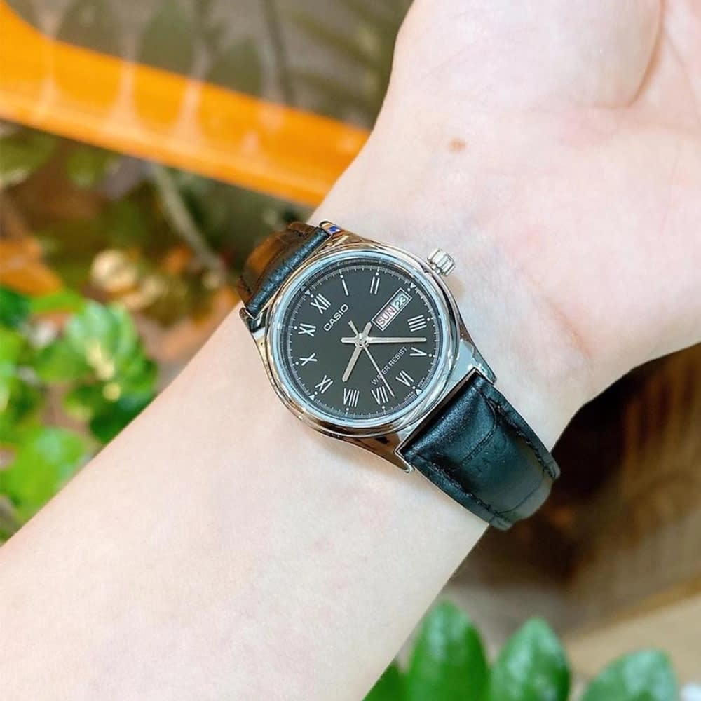 Reloj Casio Clásico LTP-V006L-1BUDF Análogo Plateado Mujer2