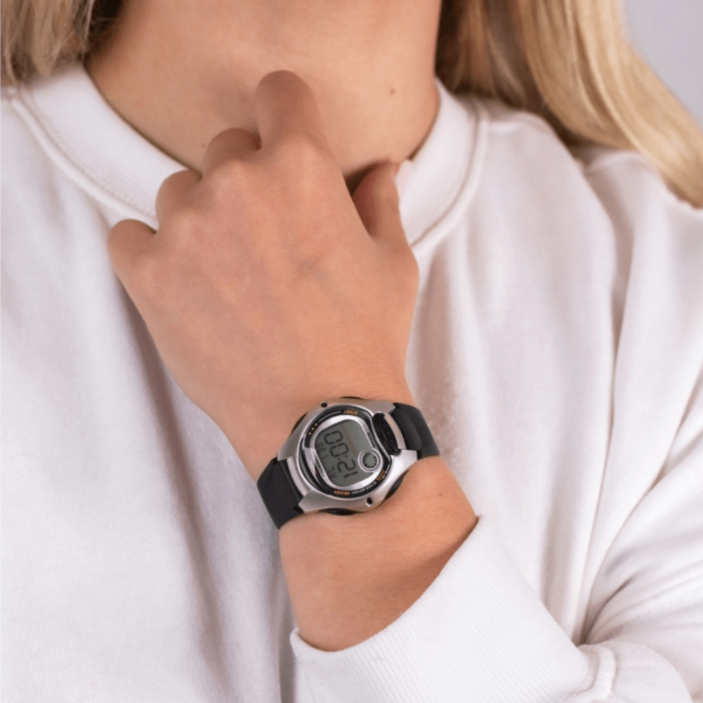 RELOJ CASIO LW-200-1AVDF2