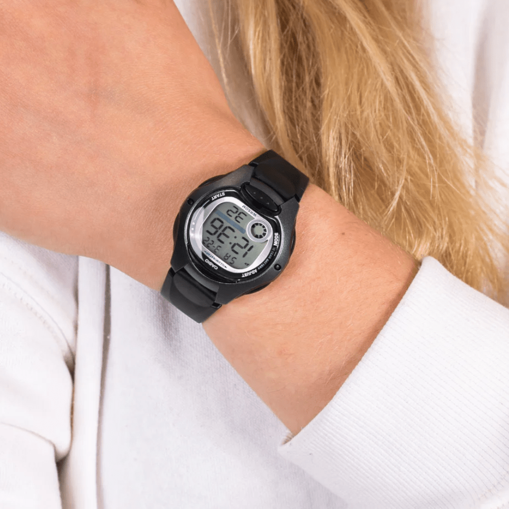 RELOJ CASIO LW-200-1BVDF2