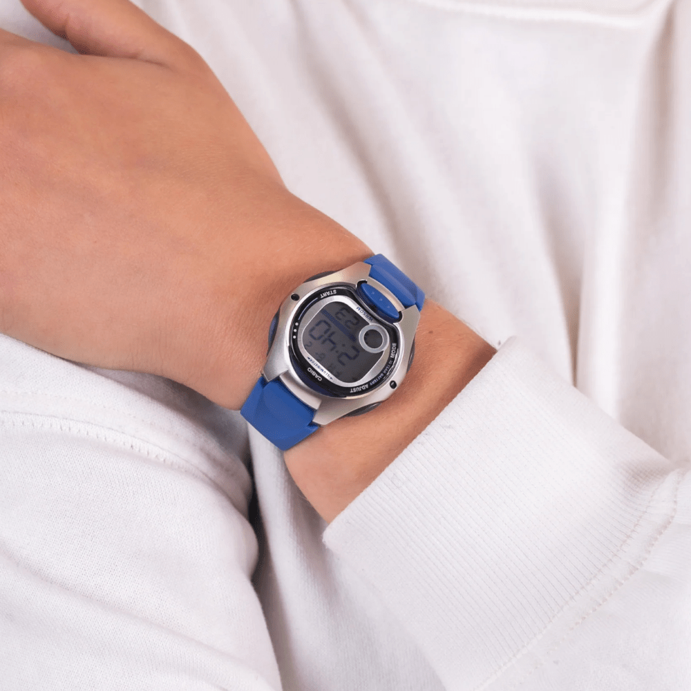 RELOJ CASIO LW-200-2AV2