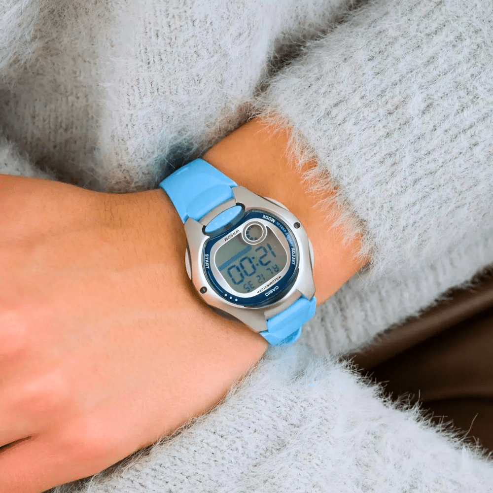 RELOJ CASIO LW-200-2BVDF2