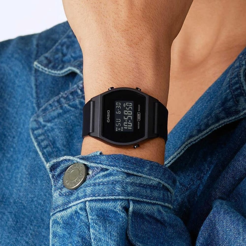 Reloj Casio Vintage LW-204-1B Digita Resina Negro Unisex3