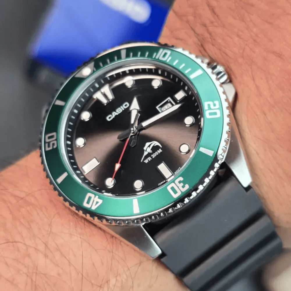 RELOJ CASIO MARLIN MDV-106B-1A3VCF PLATEADO VERDE2