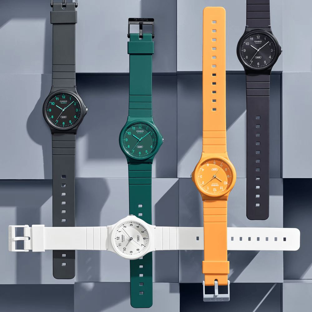 RELOJ CASIO MQ-24B-8BDF NEGRO/VERDE4