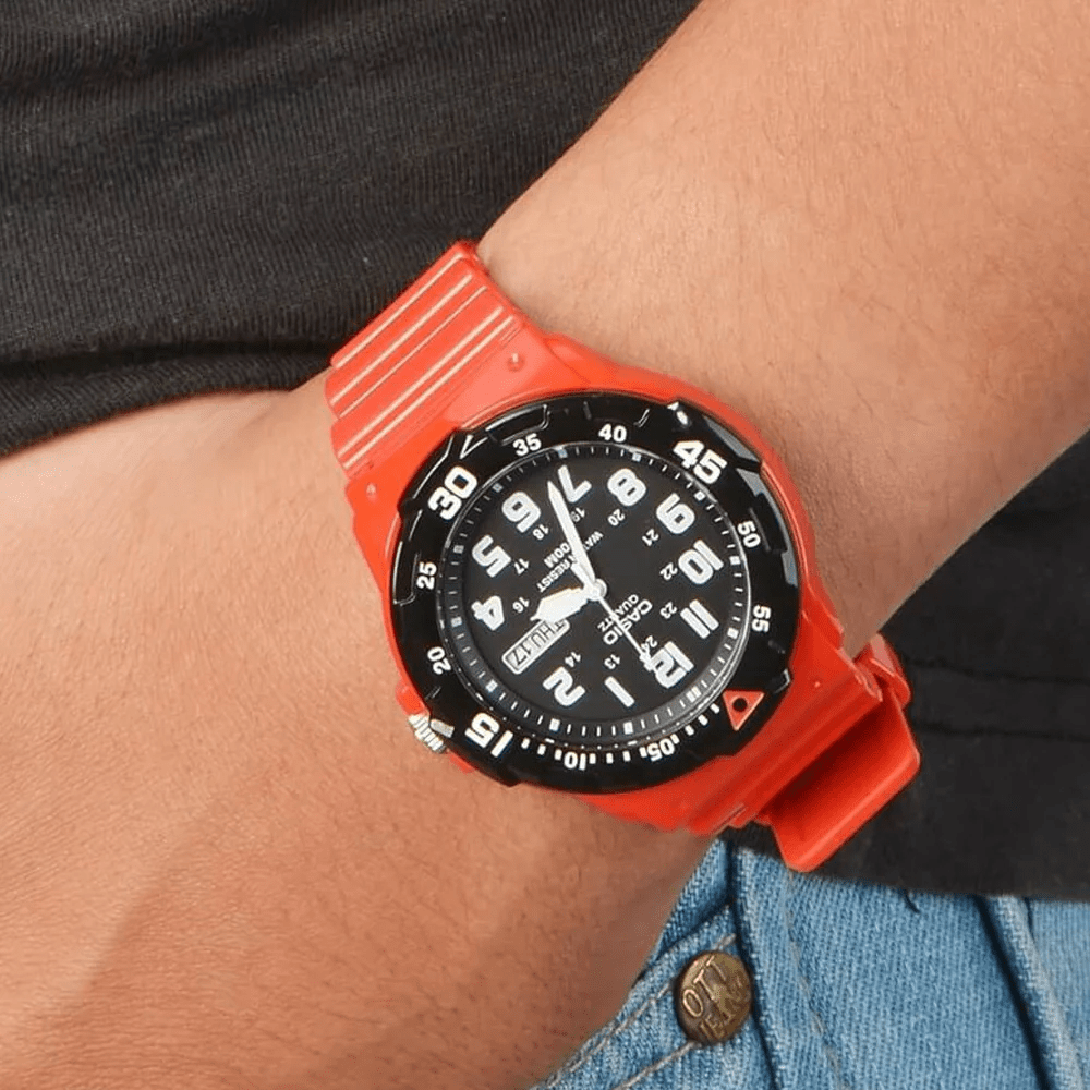 RELOJ CASIO MRW-200HC-4BVDF  ROJO2