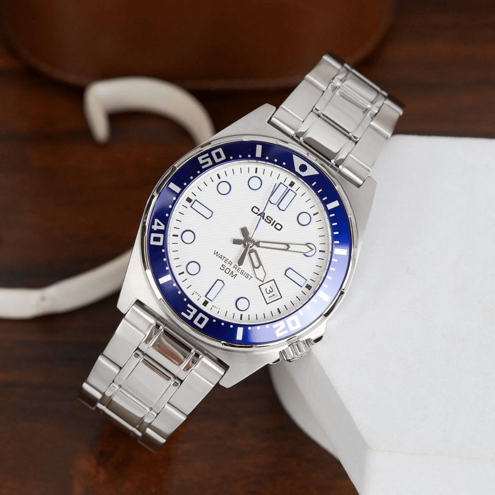 Reloj Casio Deportivo MTD-135D-7AVDF Acero Análogo Plateado Hombre3