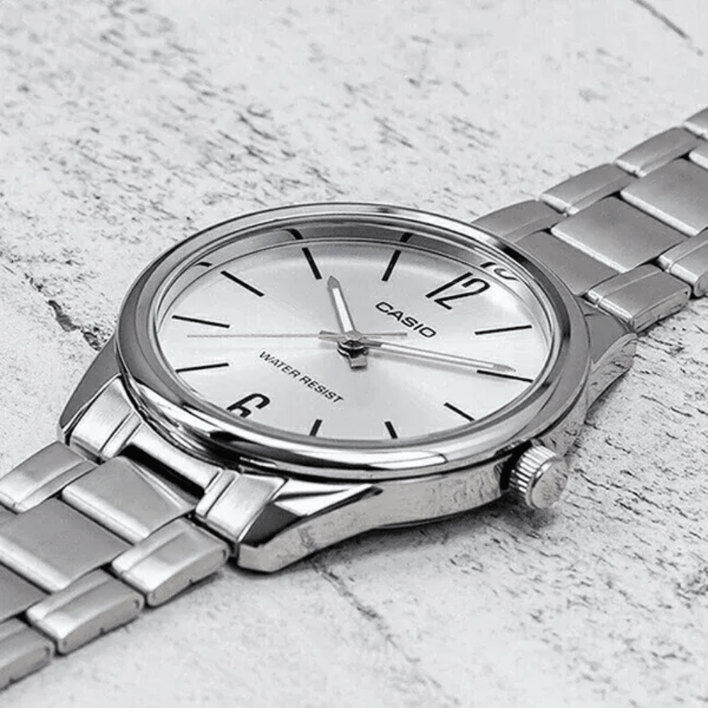 Reloj Casio Clásico MTP-V005D-7BUDF Acero Análogo Slim Design Plateado Hombre4