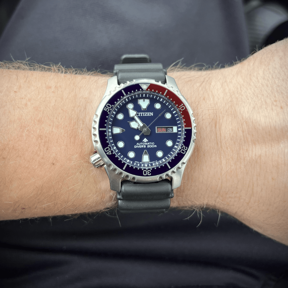 Reloj Citizen Automático NY0086-16L Promaster Acero Bisel Pepsi Plateado Hombre2