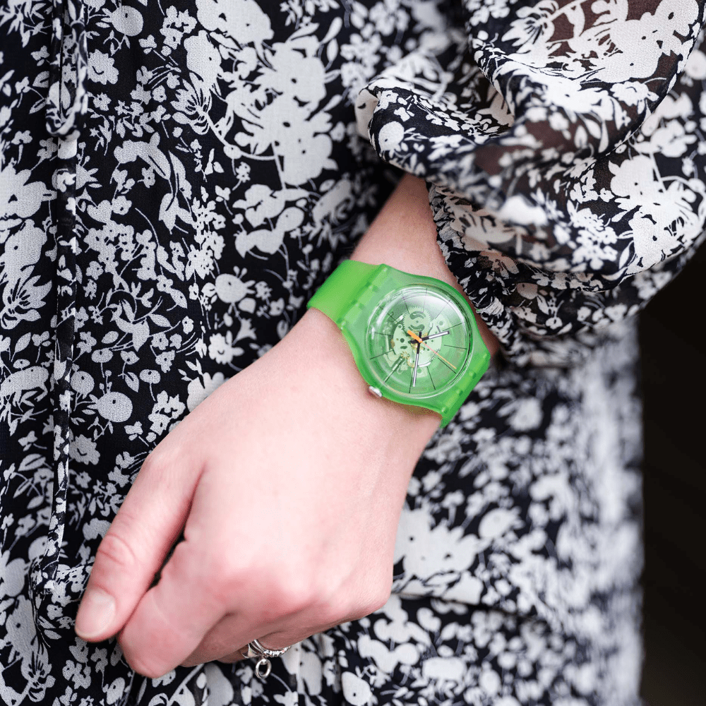 RELOJ SWATCH SUOG118 KIWI VIBES5